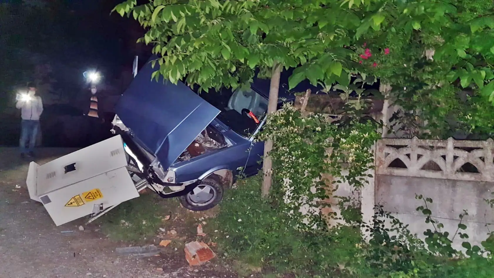 Elektrik panosuna çarptı, köy karanlığa büründü