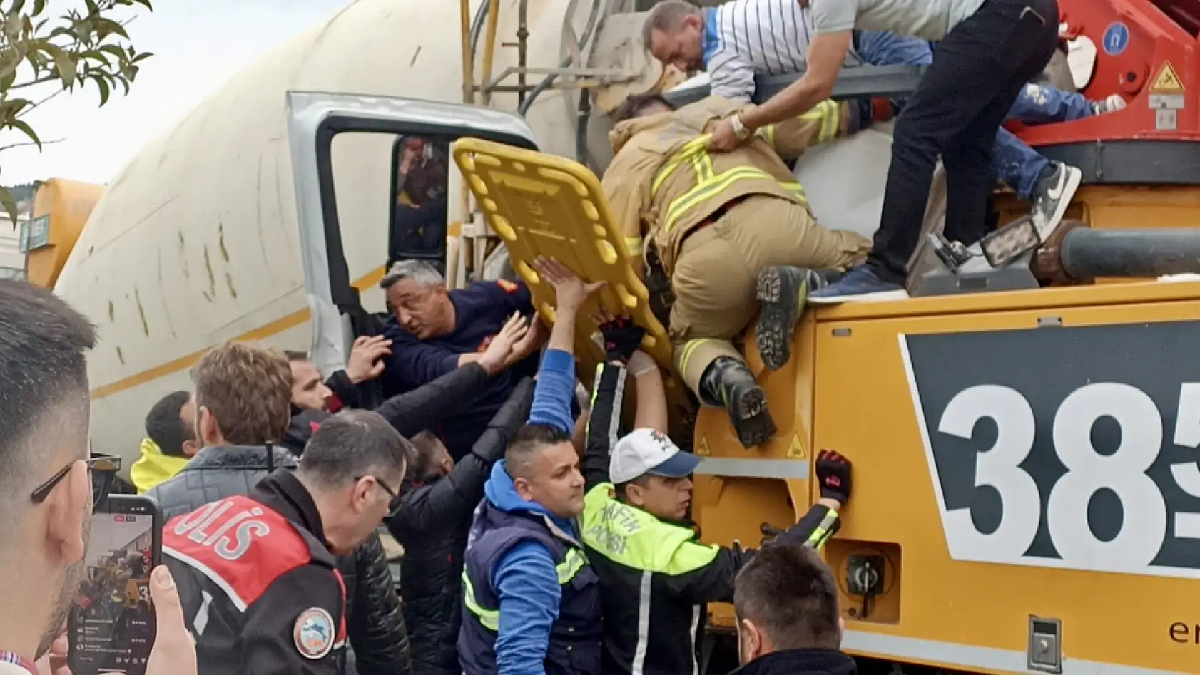 Bartın'da feci zincirleme kaza