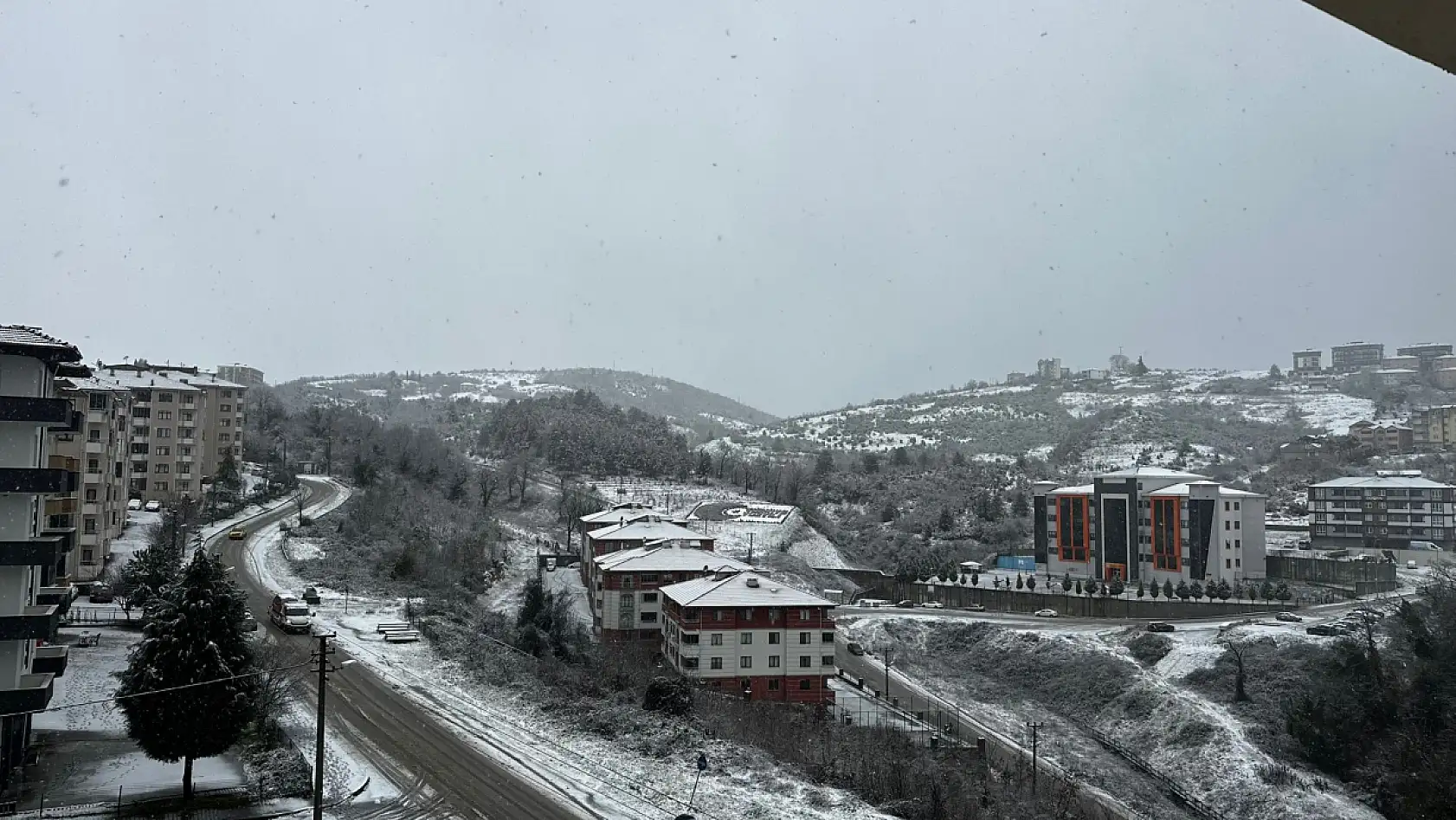 Bartın beyaza büründü