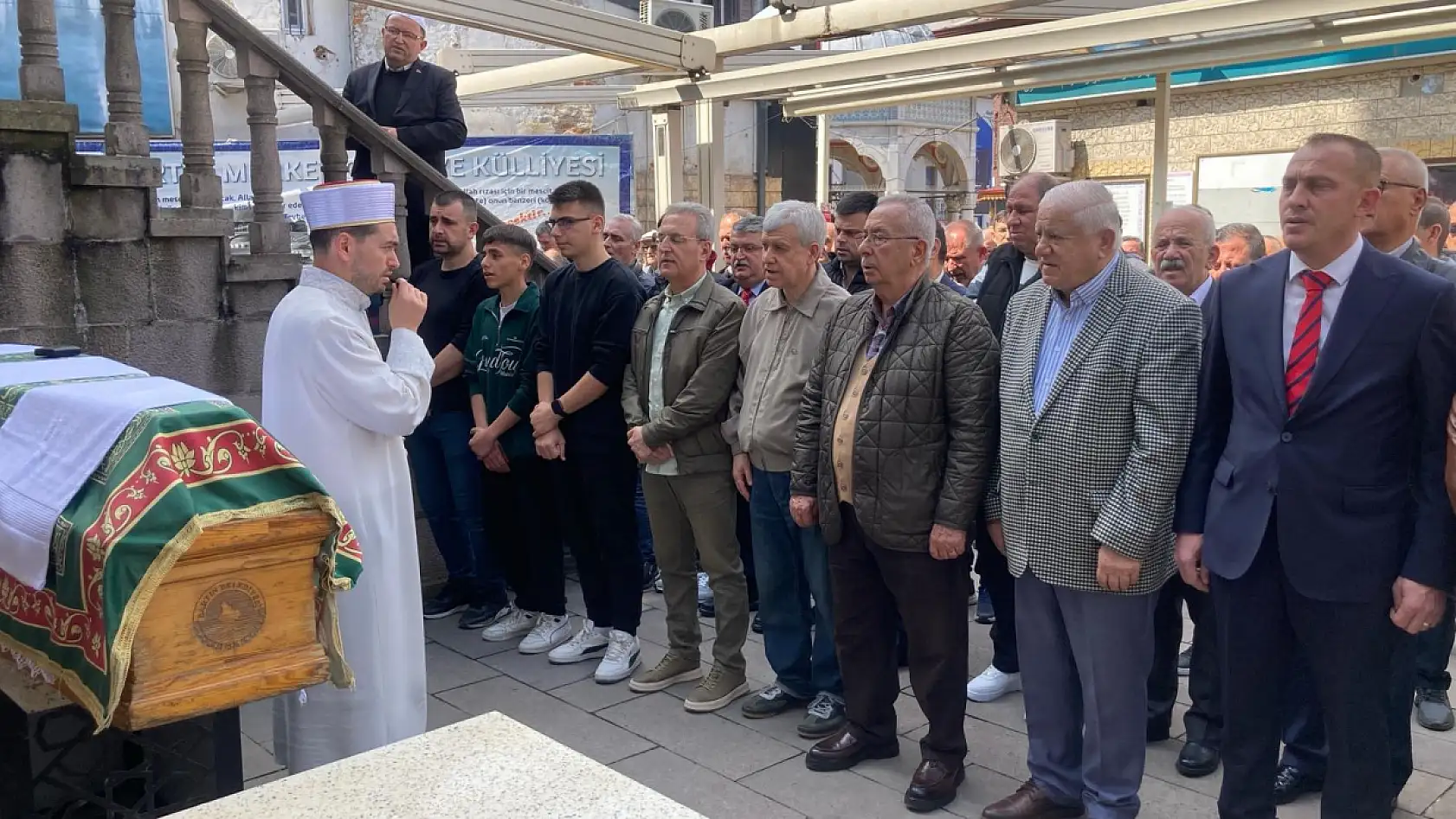 Ayhan amcaya hüzünlü veda