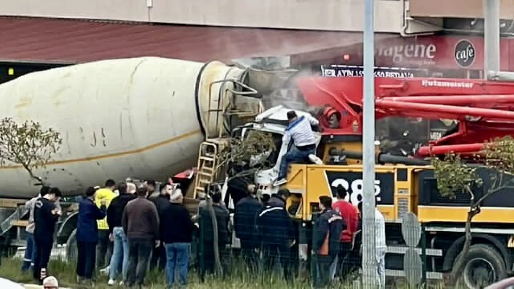 Bartın'da feci zincirleme kaza