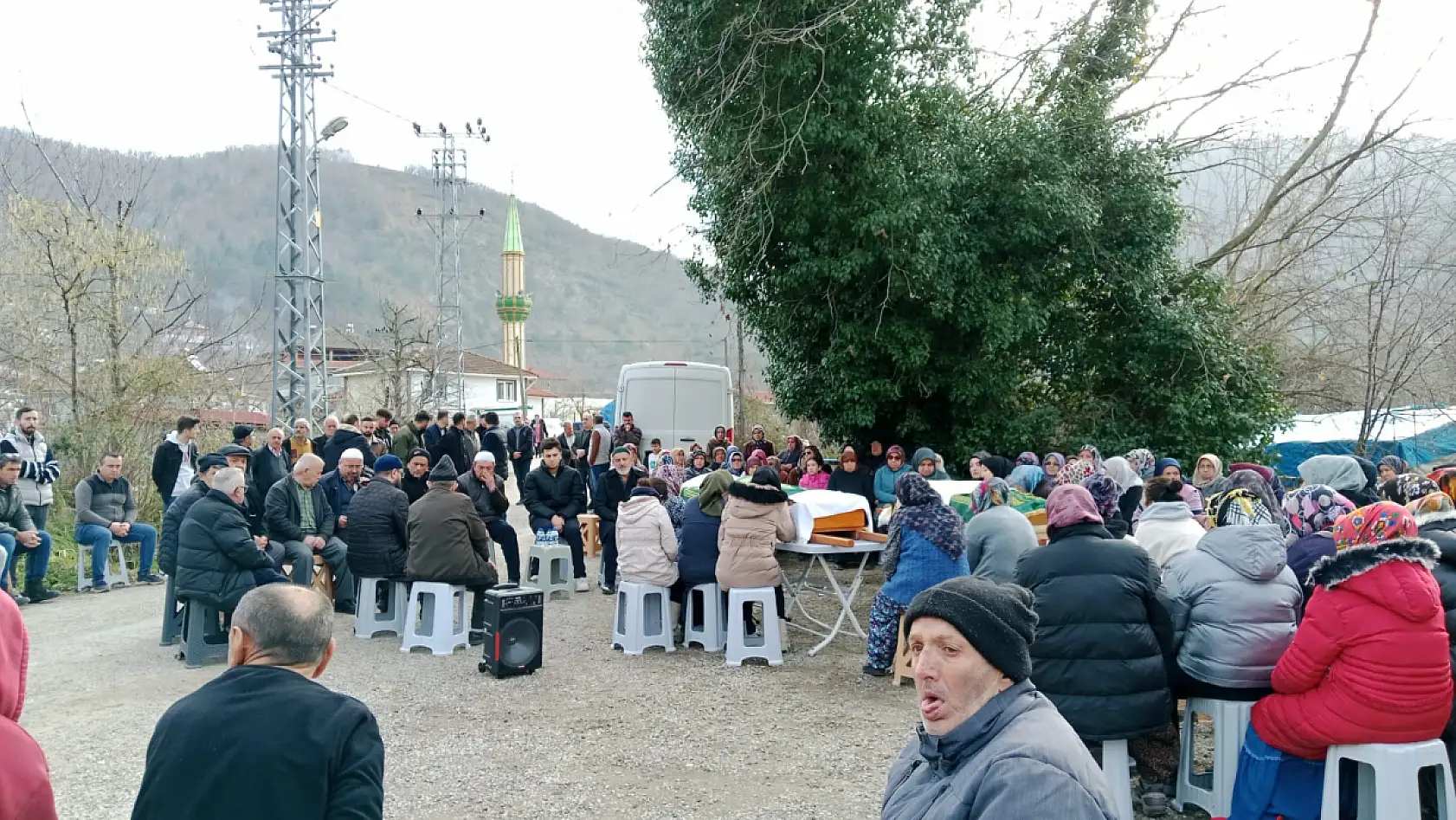 Karı Koca Toprağa Verildi