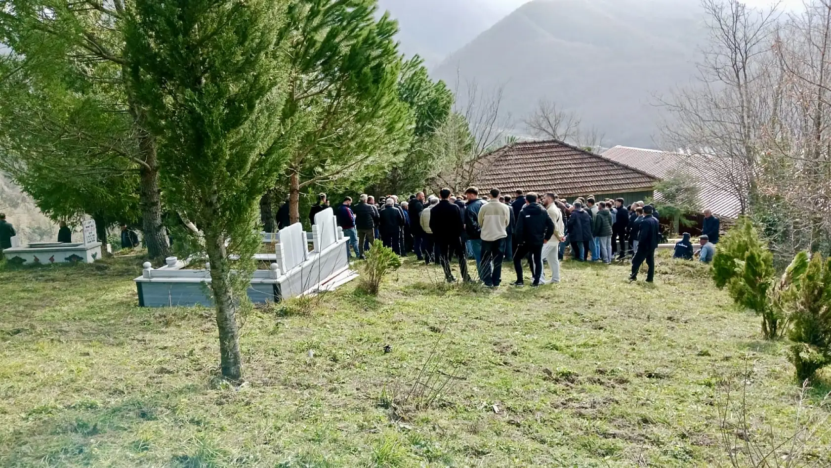 Karı Koca Toprağa Verildi