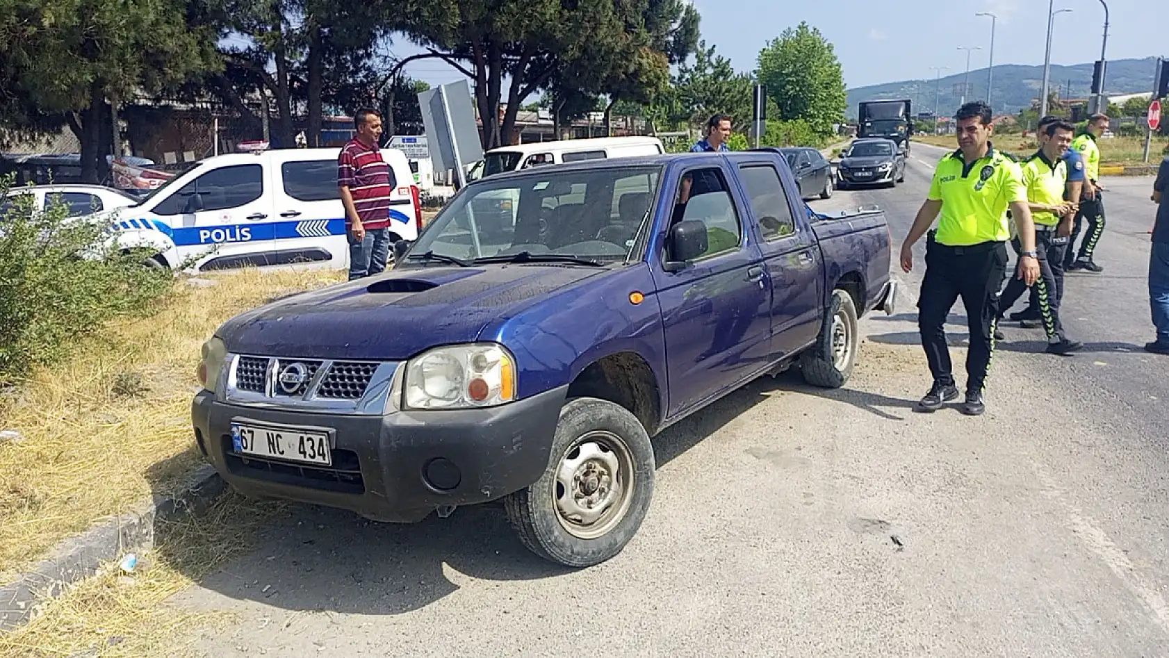 Bartın ekibi Çaycuma'da kaza yaptı