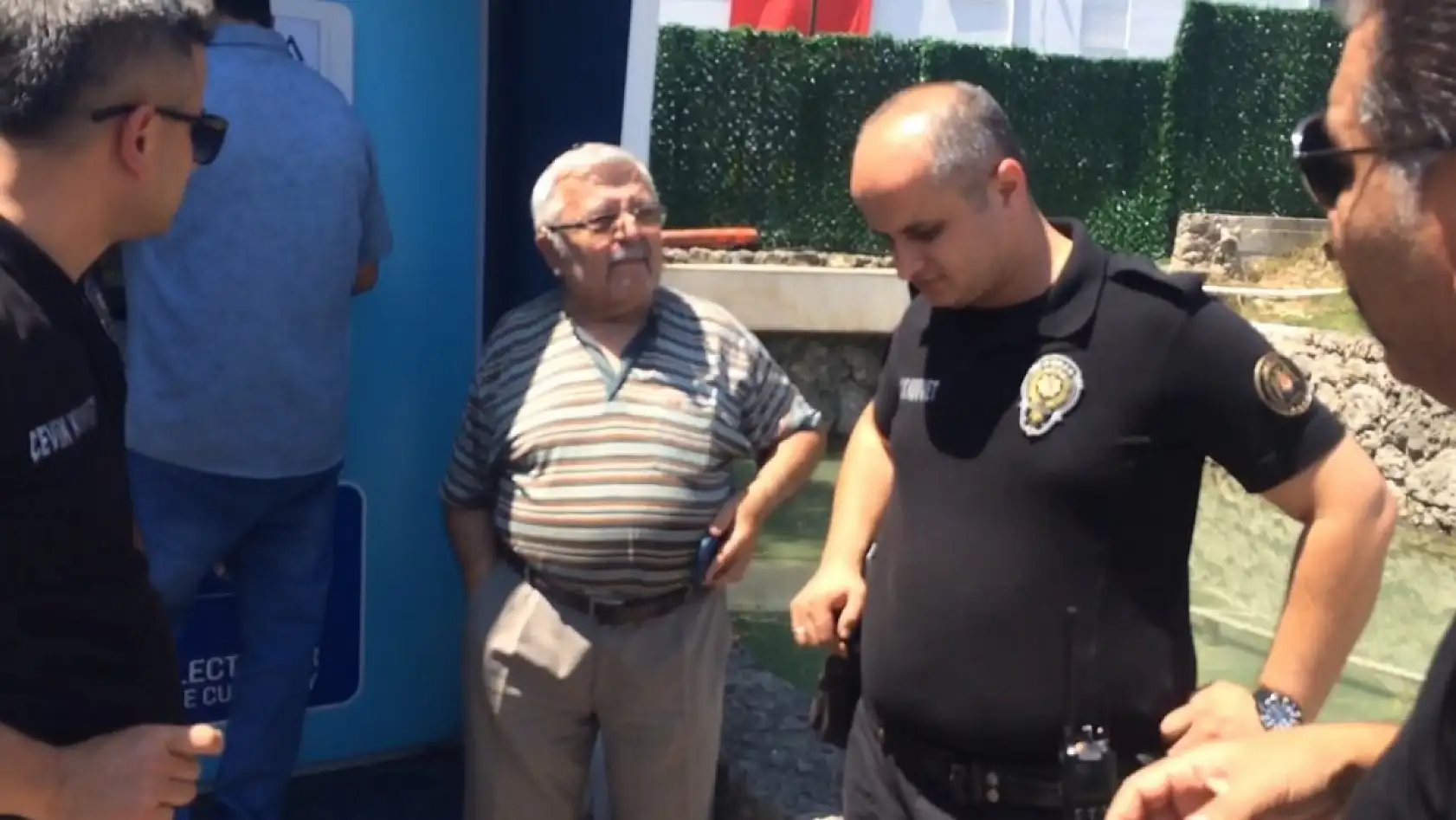 Parayı yatırırken son anda kurtuldu