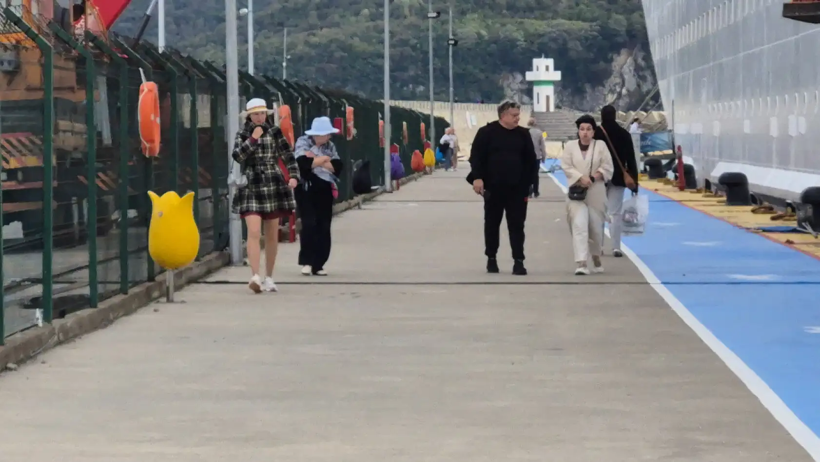 Dev rus gemisine yoğun bakım