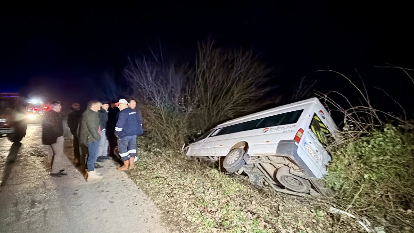 İşçi servisi yoldan çıktı