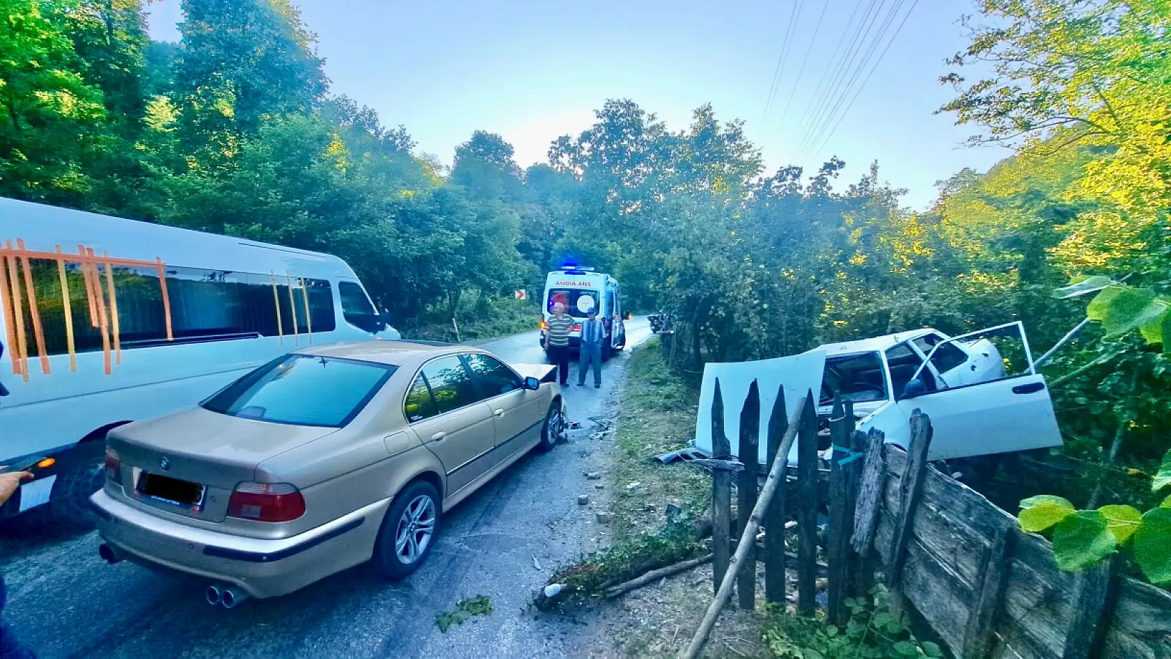 Kumluca yolunda kaza