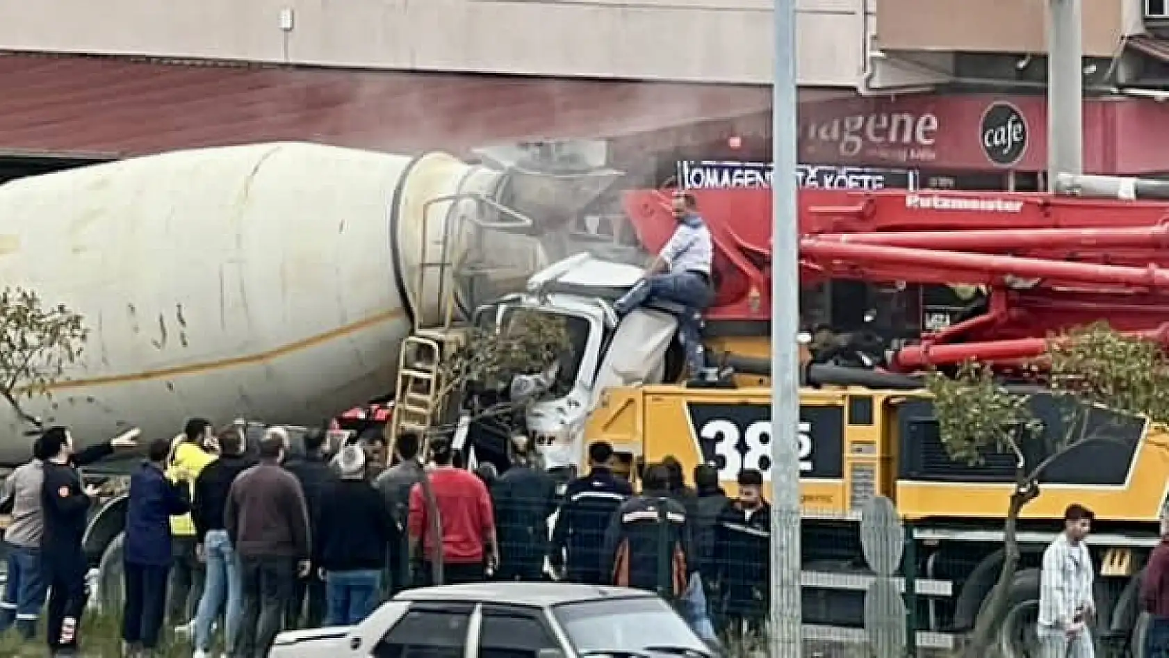 Bartın'da feci zincirleme kaza