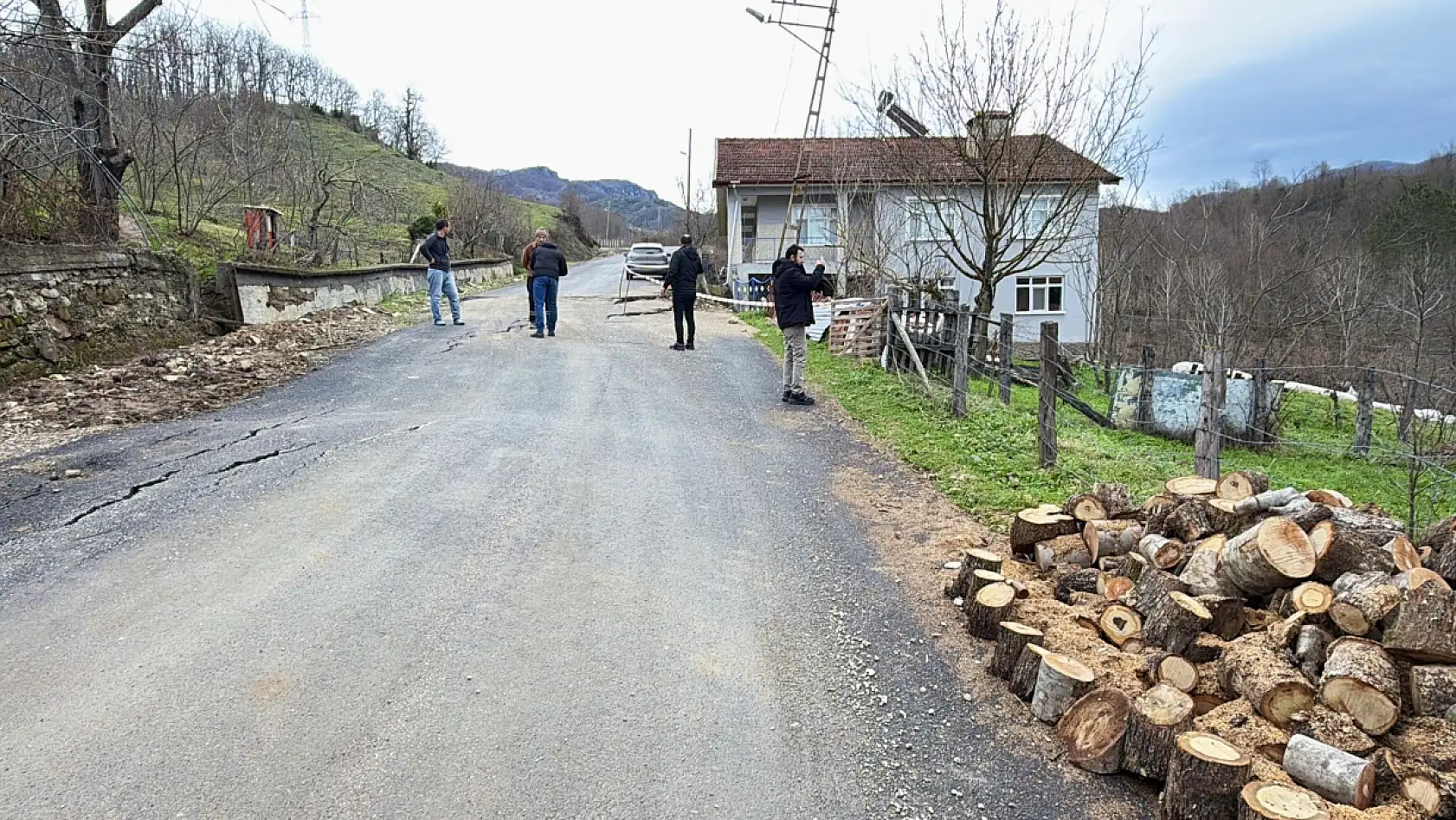 Köyde tedirgin bekleyiş