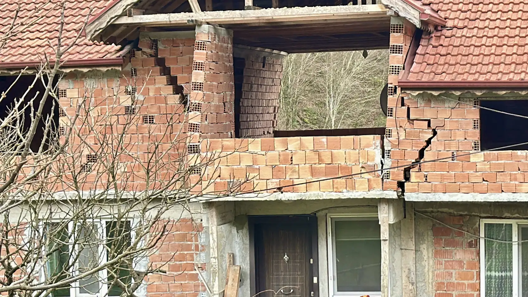 Köyde tedirgin bekleyiş