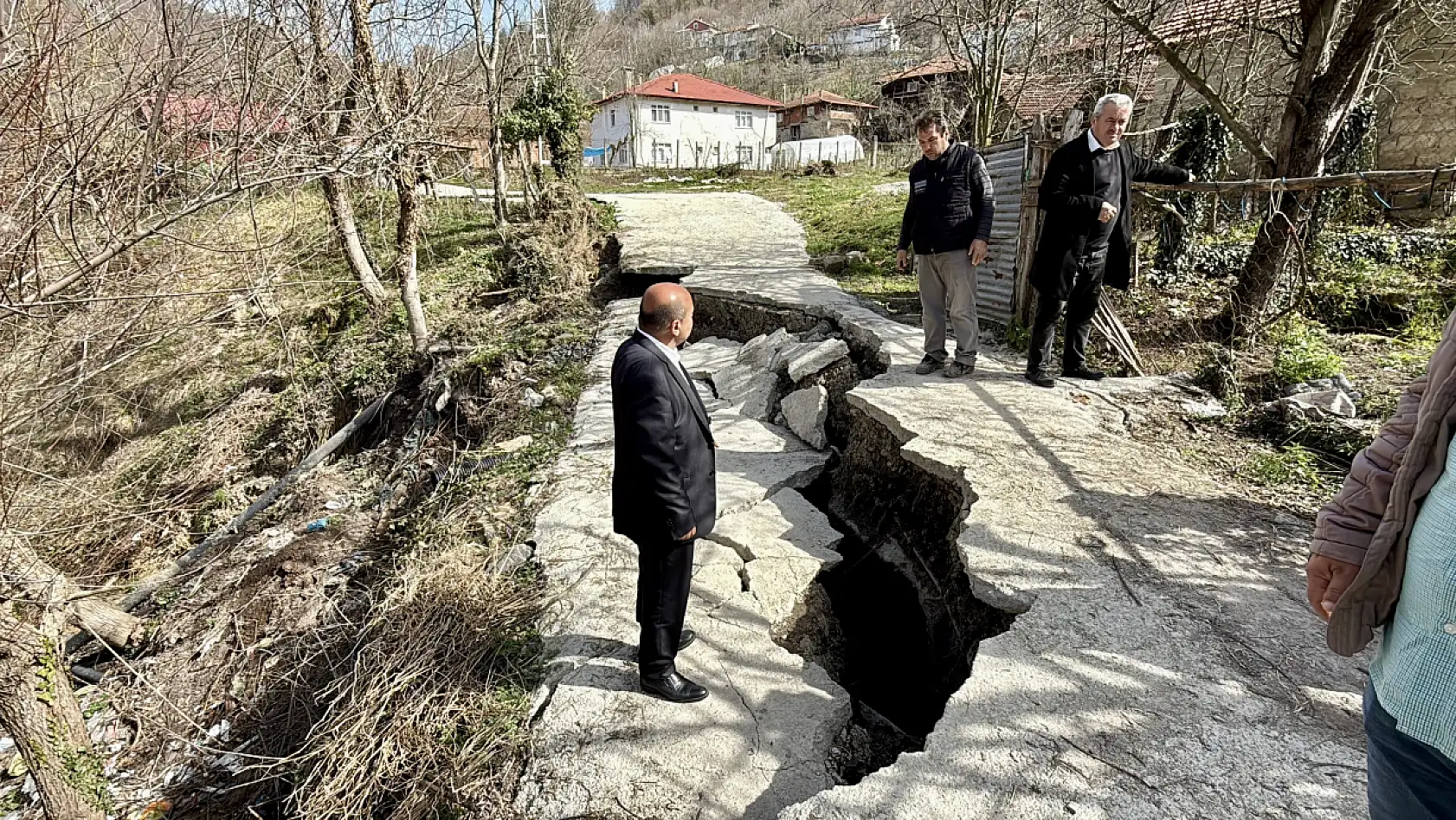 Bartın'da heyelan tehlikesi