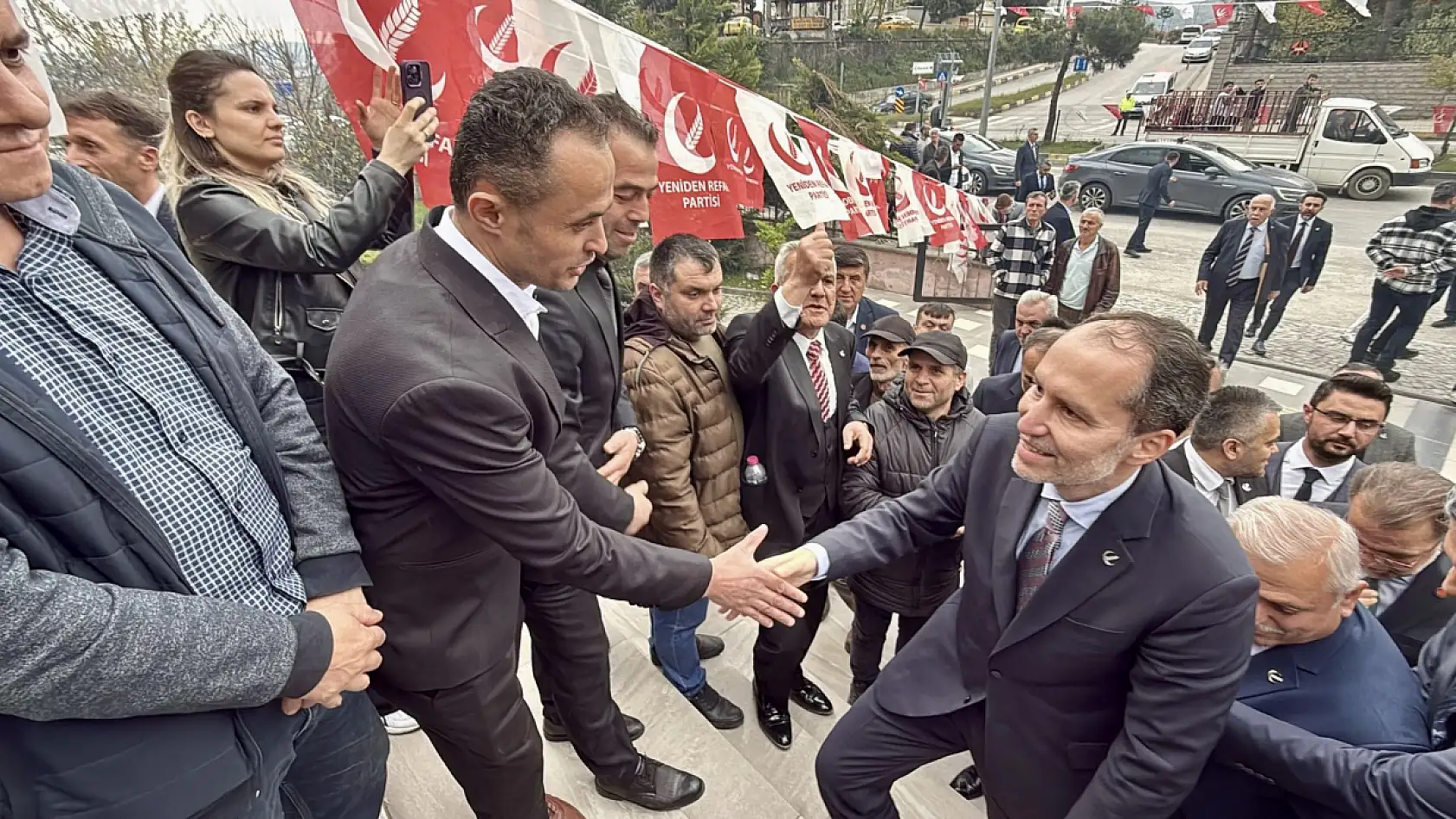 Erbakan: Adalet değil çifte standart işliyor