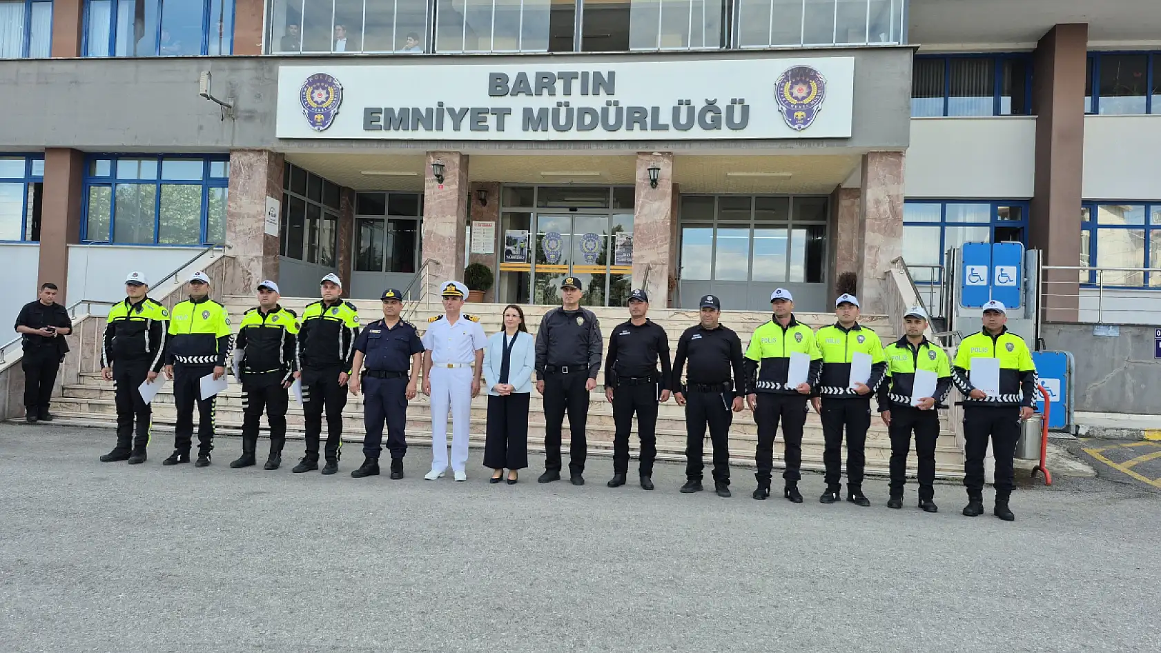 25 günde profesyonel oldular