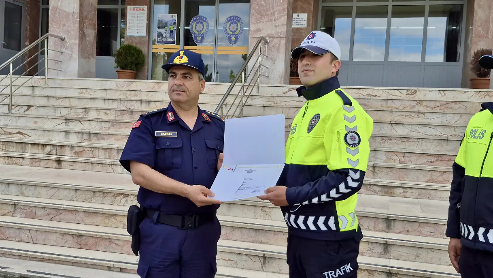 25 günde profesyonel oldular