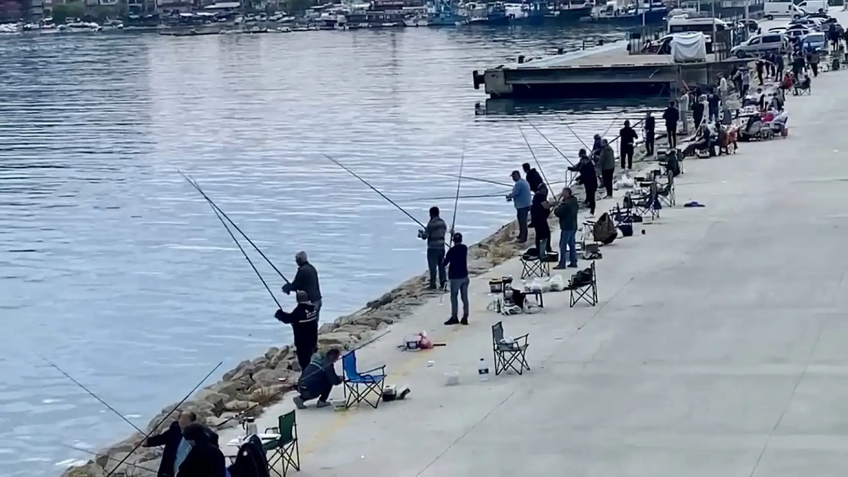 Haberi duyan sahile koştu