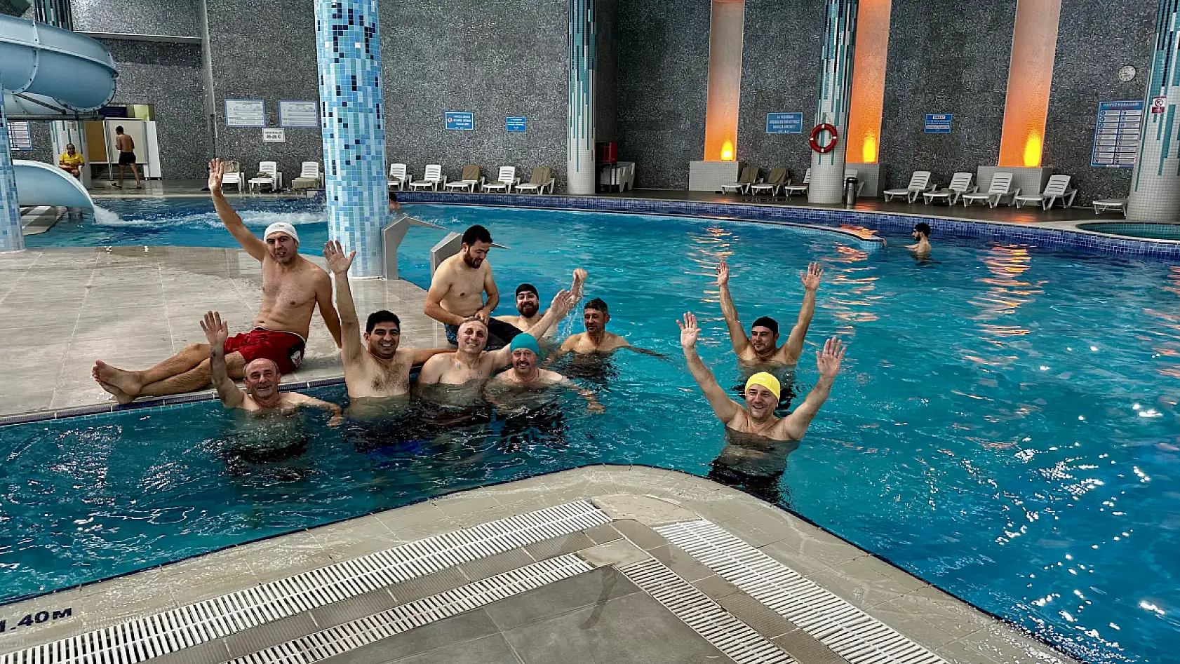 Akmazlar inşaat personeli moral depoladı