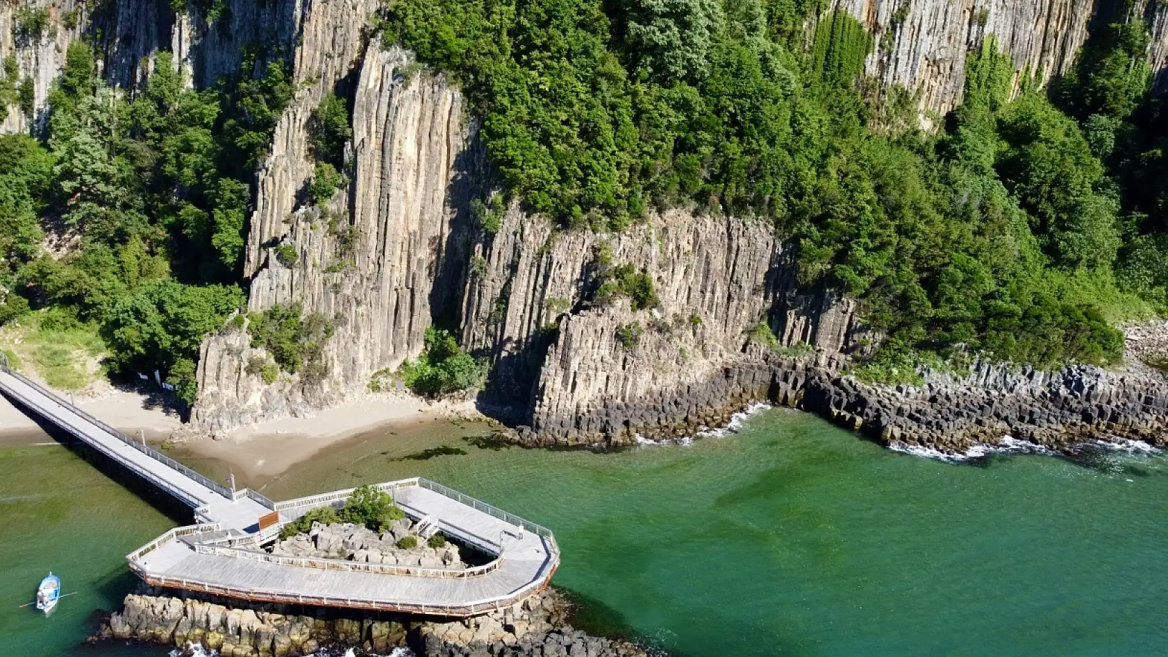 2 milyon kişi ziyaret etti