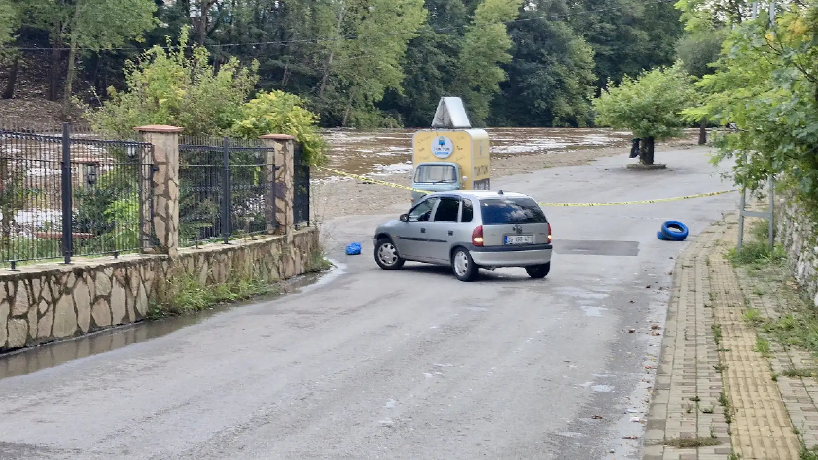 Bartın Irmağı taşmaya başladı