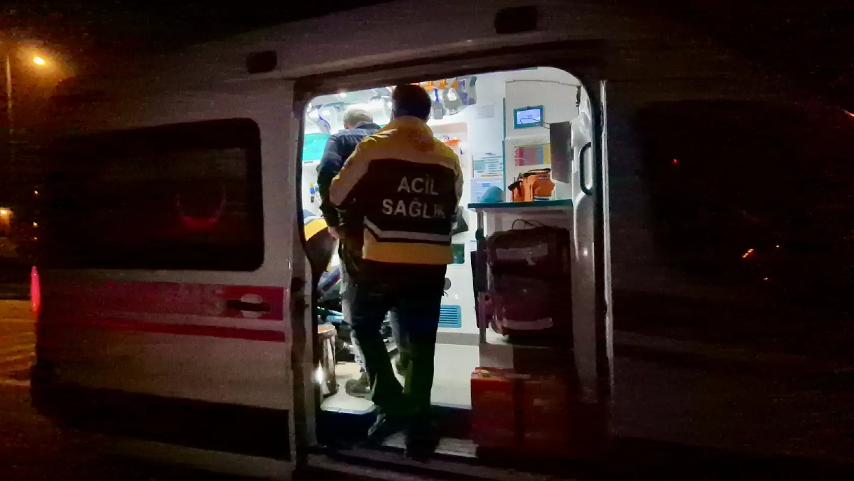 Karaçay'da kavga: 1 yaralı