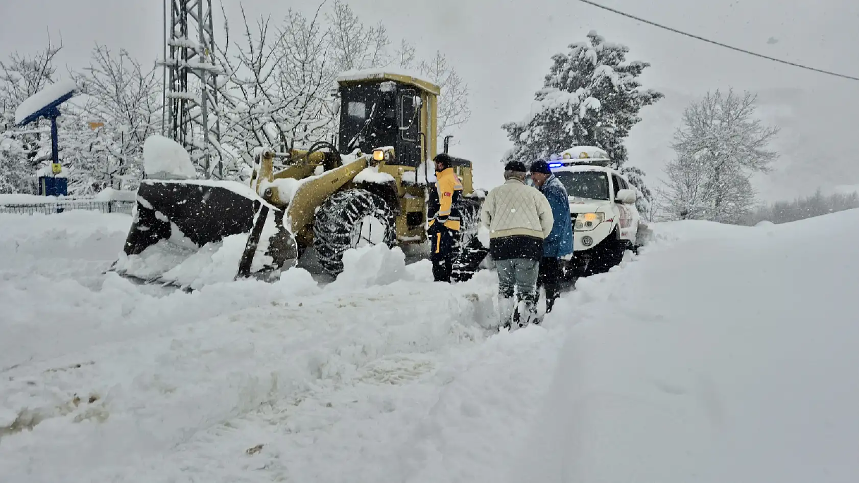 Adeta Hızır gibi yetişiyorlar