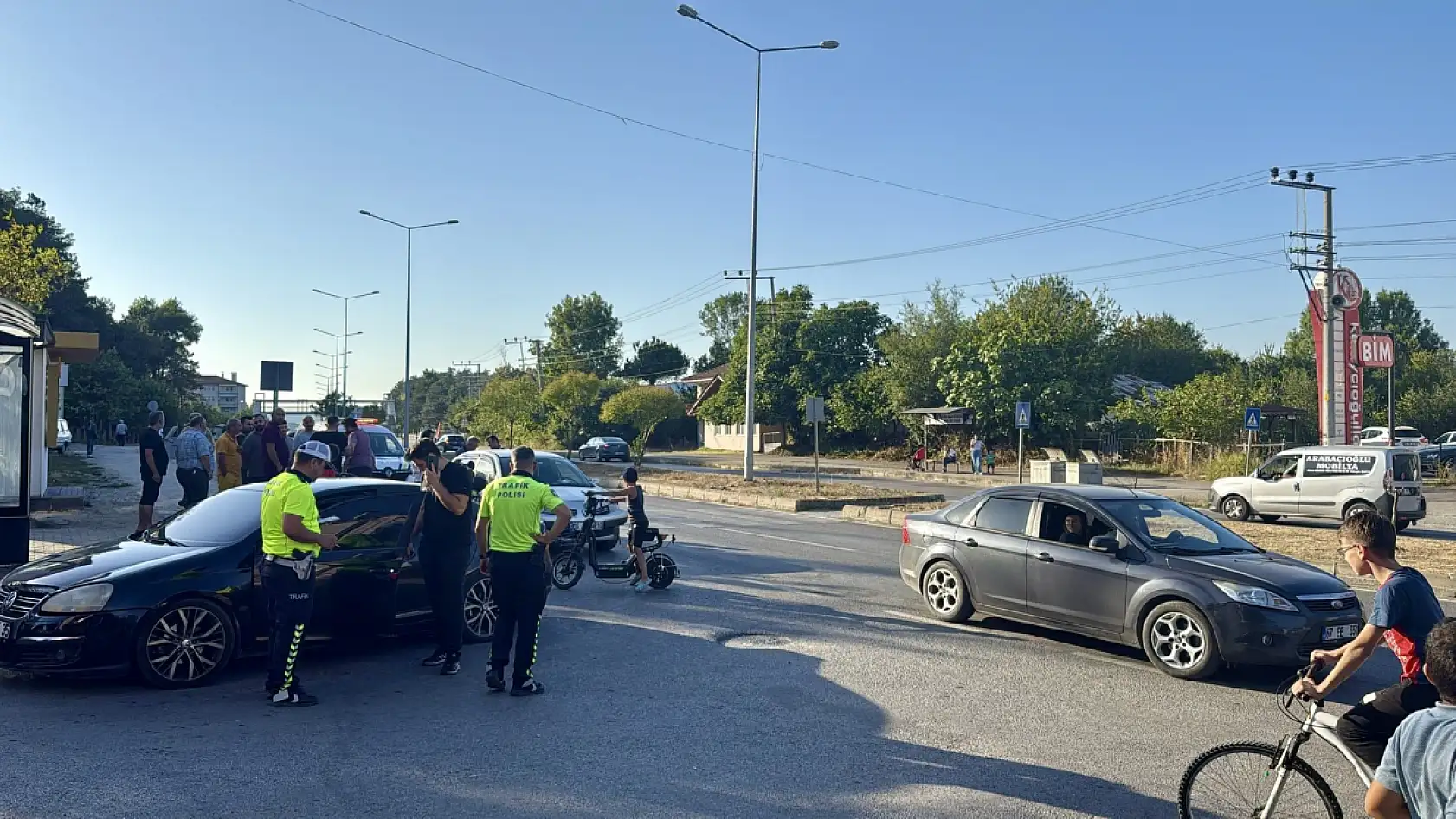 Yayaya yol verince olan oldu