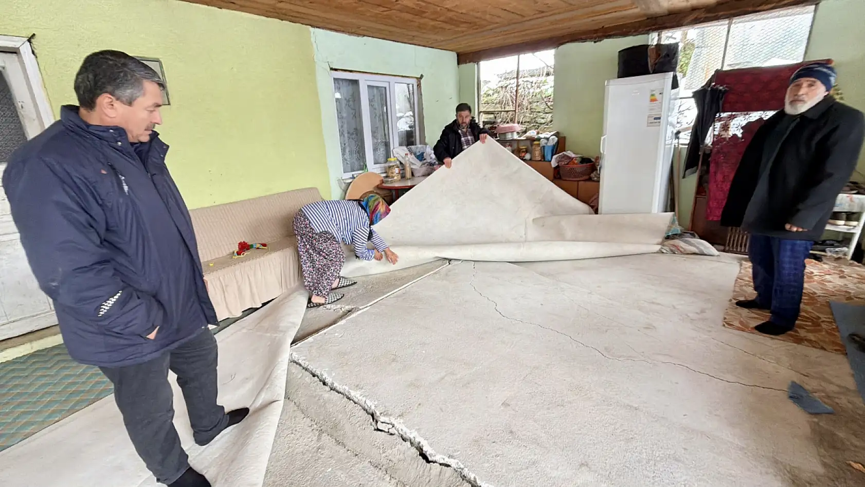 Bartın Valiliğinden heyelan açıklaması