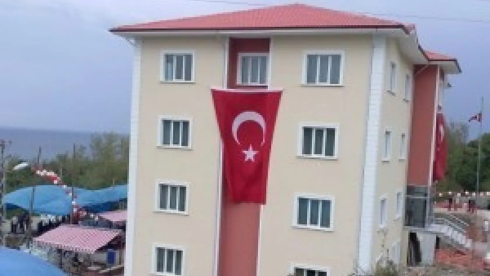 Kurucaşile Liman Öğrenci Yurdu Hizmete Açıldı