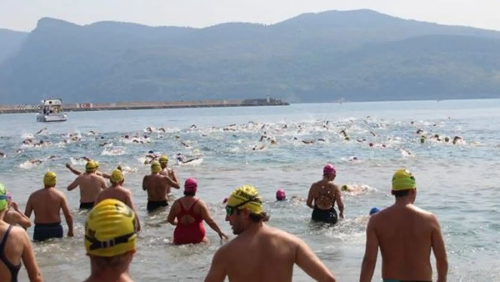 Amasra Açık Su Maratonu Nefesleri Kesti