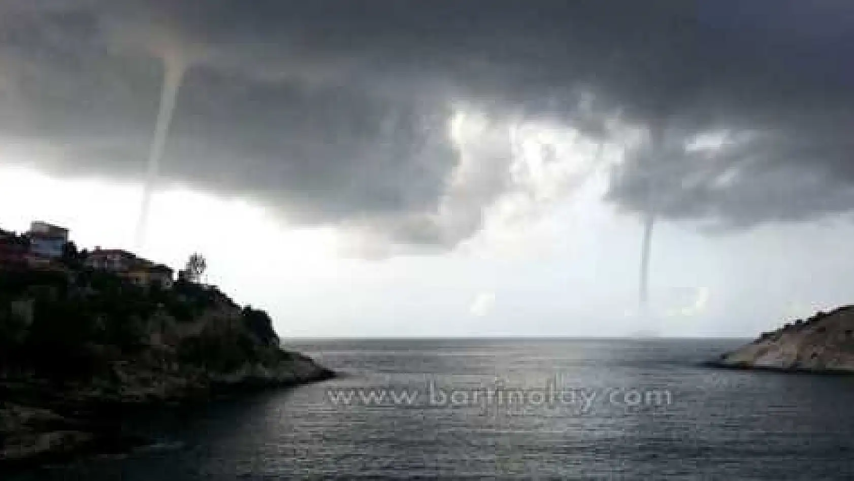 AMASRA'DA HORTUM PANİĞİ YAŞANDI