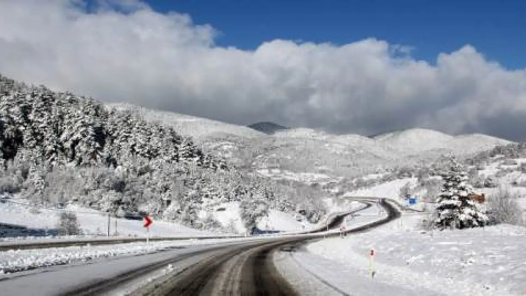 Bartın Karabük yolunda kar manzaraları