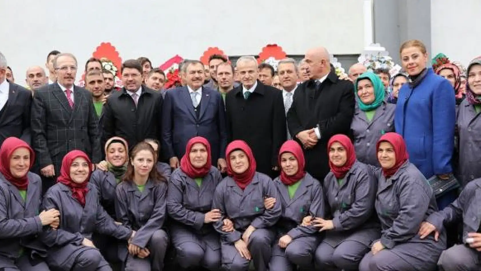 Defne Yaprağı Fabrikası Açıldı