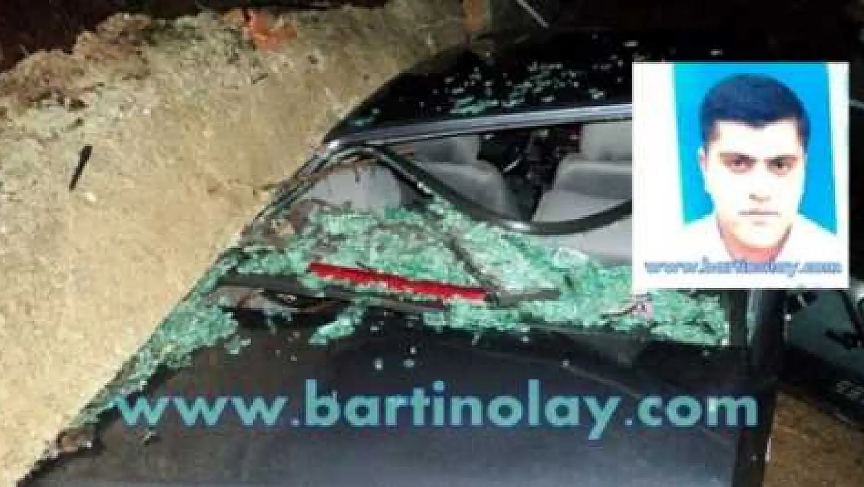 GÖÇEN DUVAR İLE ARAÇ ARASINDA EZİLDİ