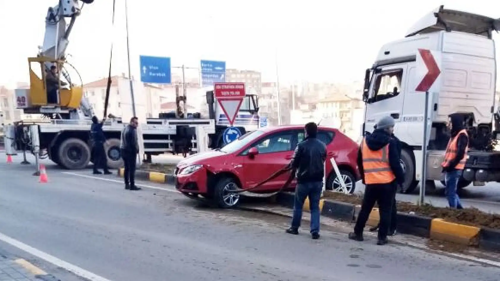 Otomobil bankete çıktı