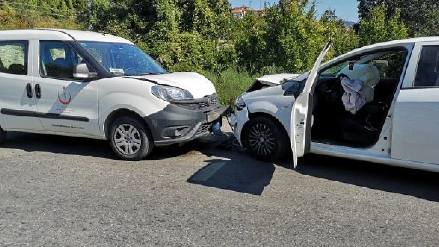 Ters yöne girince çarpıştılar