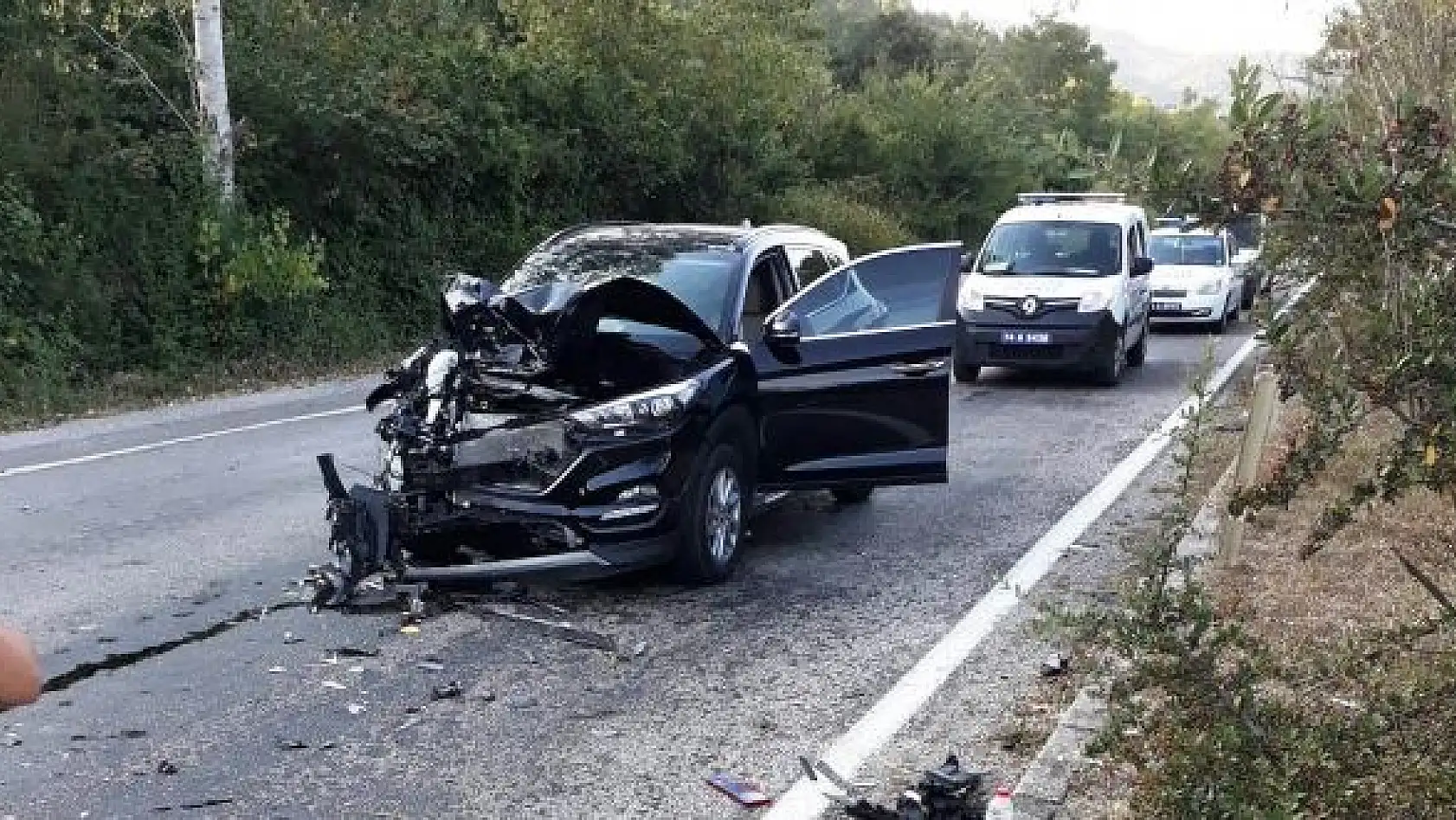 Traktöre arkadan çarptı