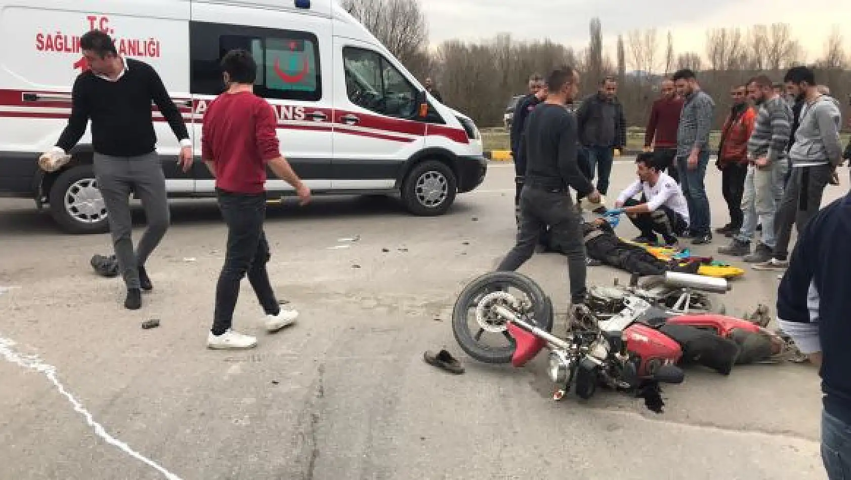 Yol ayrımında kaza