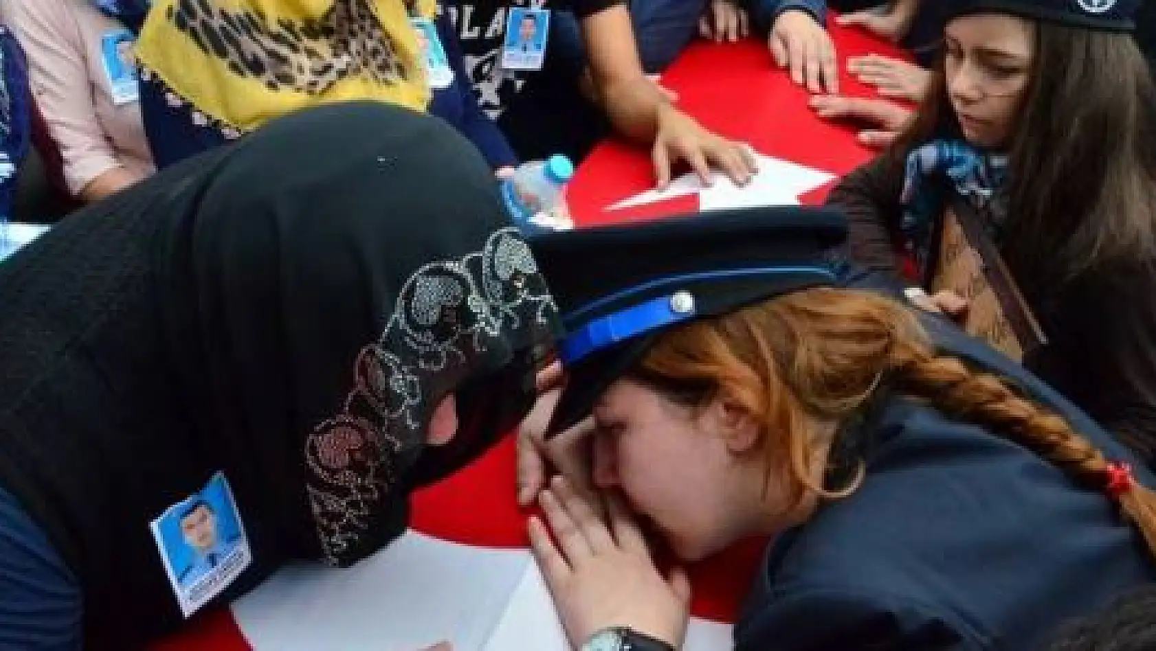 Zonguldak şehidini uğurladı