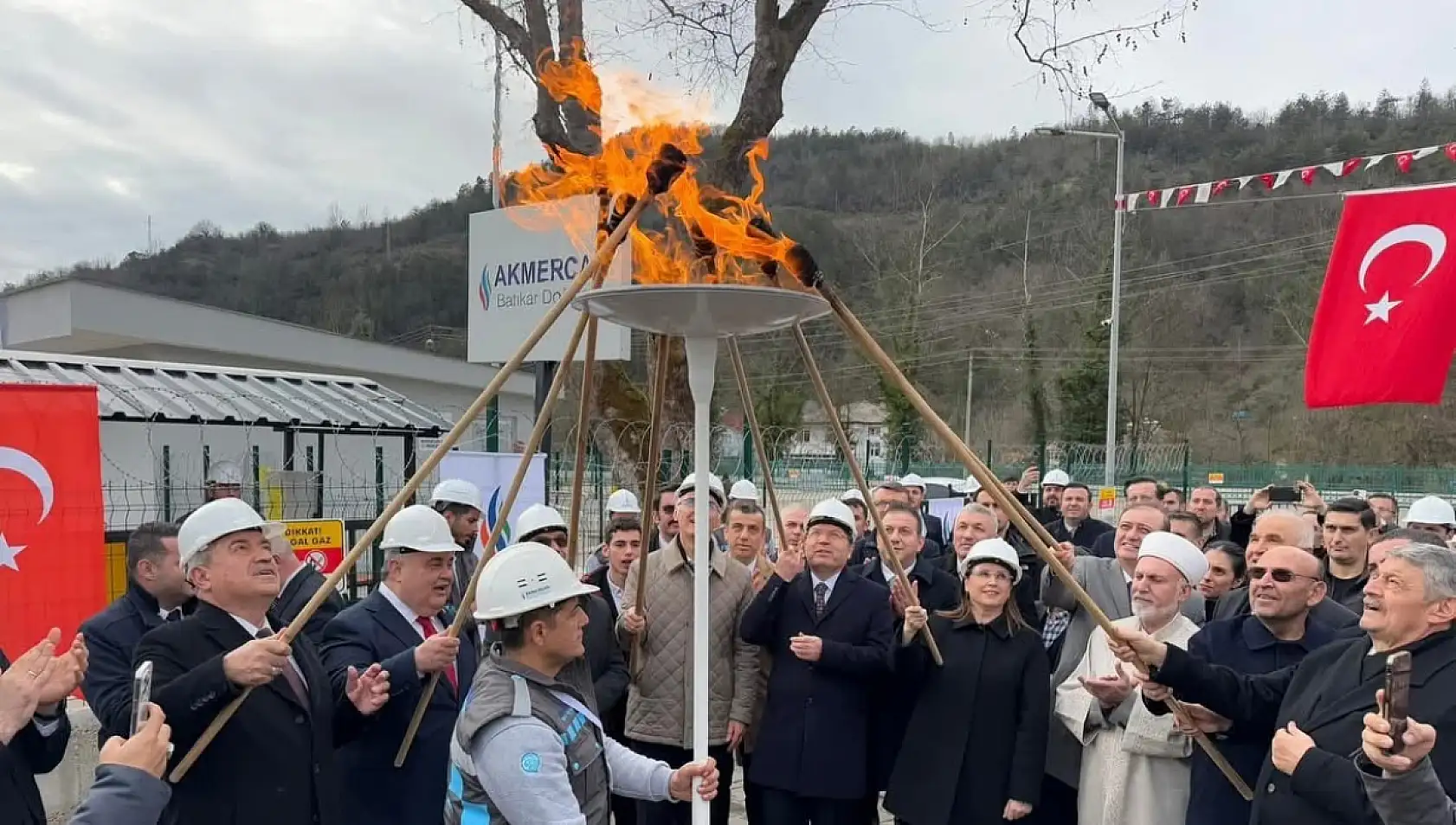 Ulus'ta Doğalgazın ilk ateşi yandı