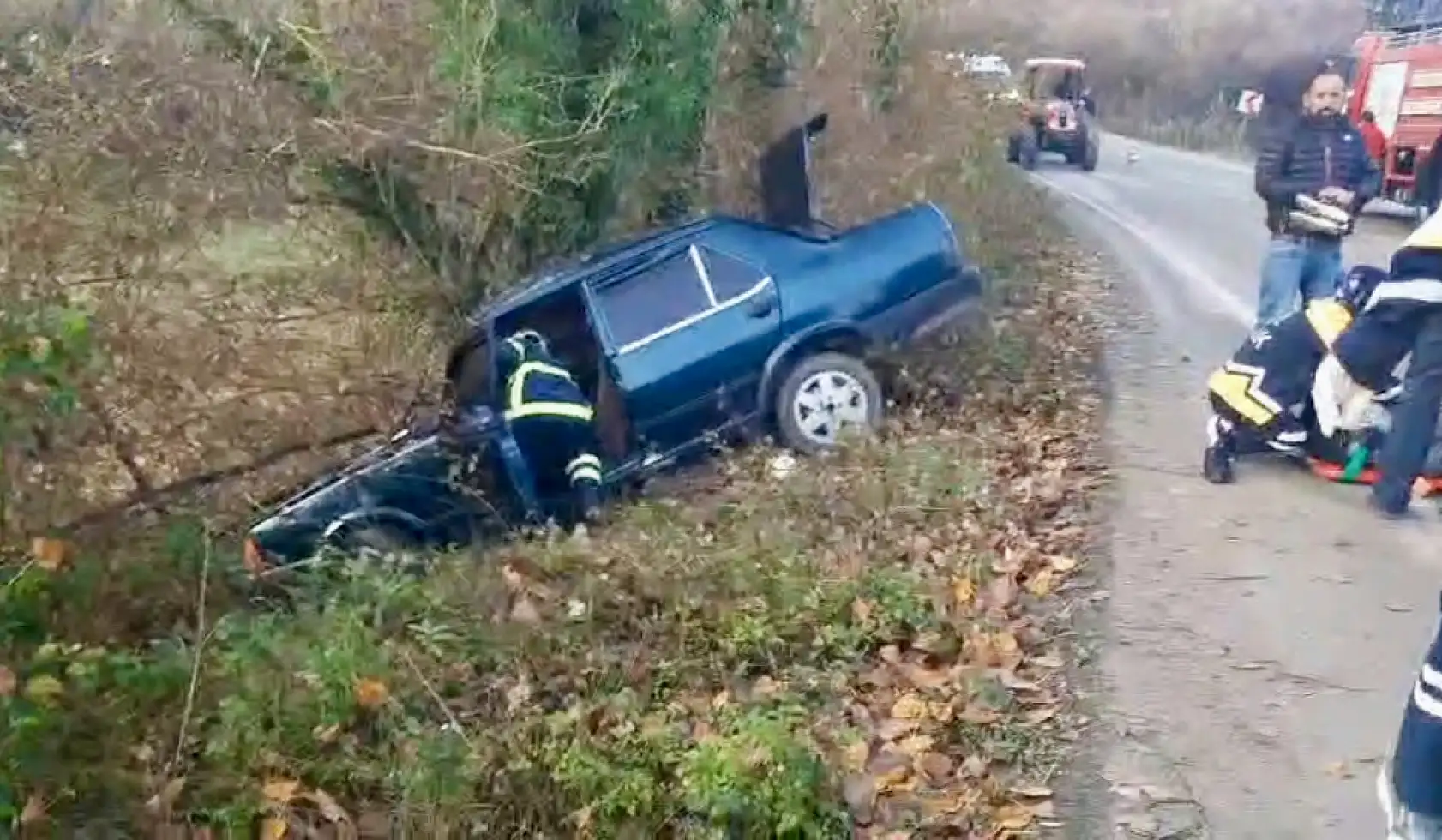 Kozcağız'da kaza, şarampole devrildi