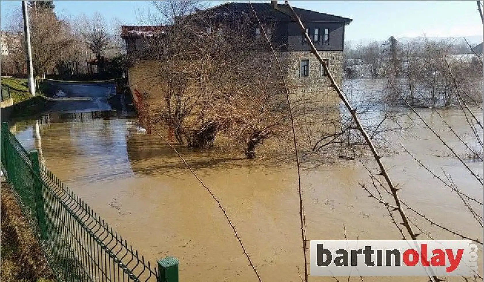 Bartın ırmağında tehlikeli yükseliş
