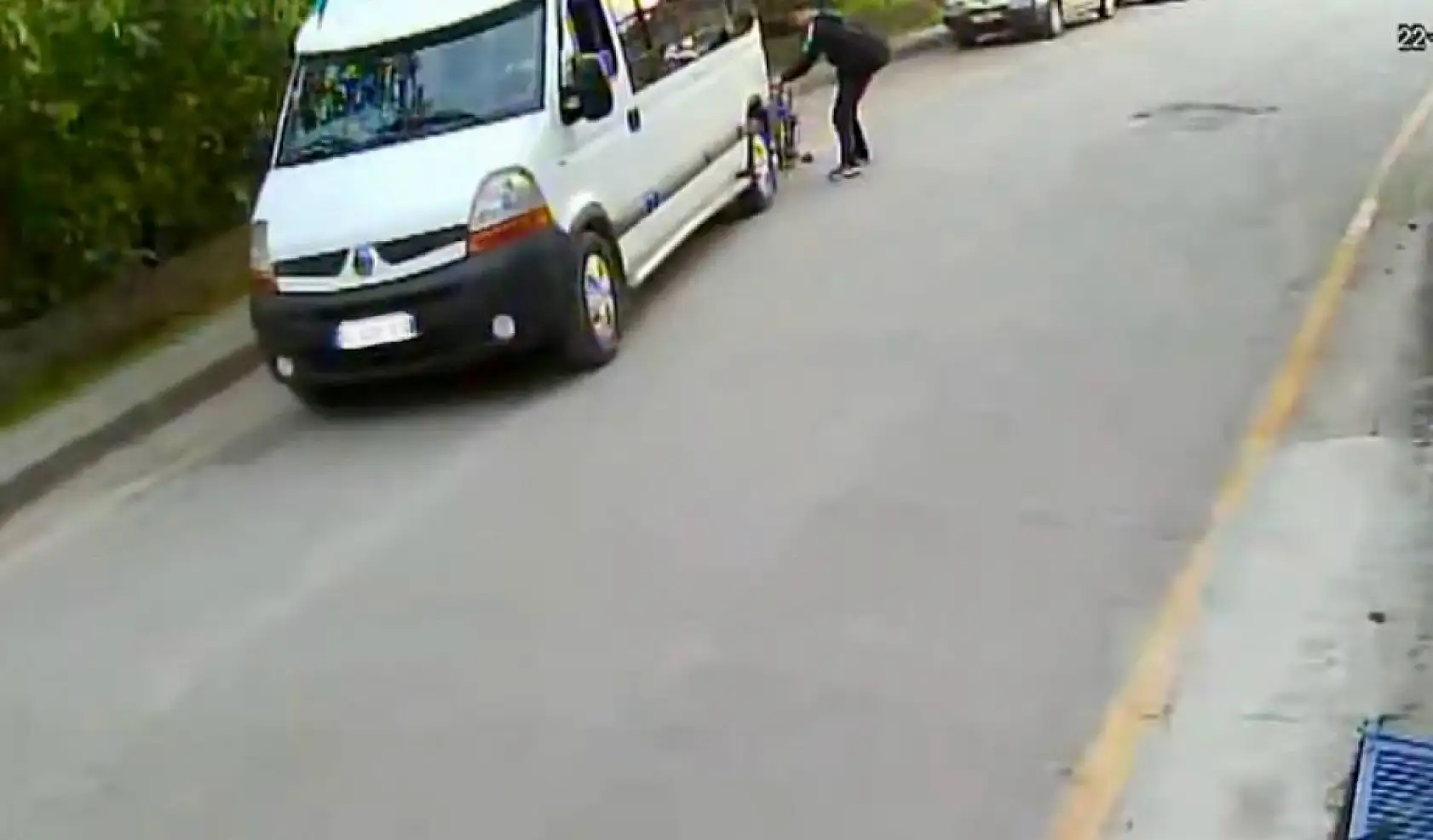 Ezilmekten son anda kurtuldu