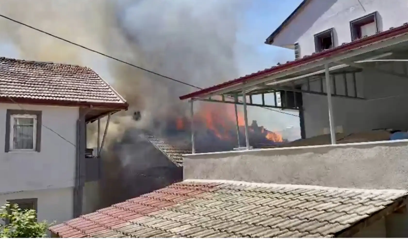 Kozcağız'da korkutan yangın