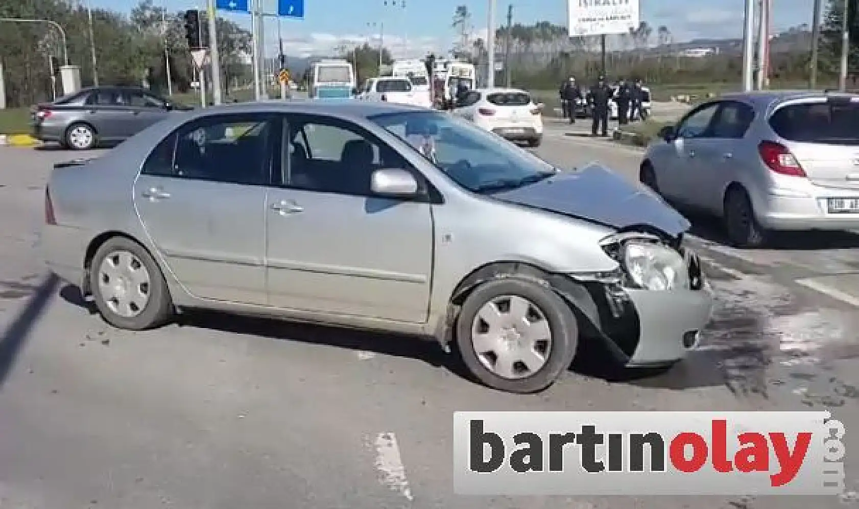 Terminal kavşağında kaza