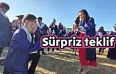 Mezuniyet töreninde sürpriz teklif
