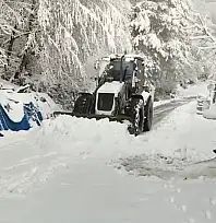 5 köy yolu ulaşıma kapandı