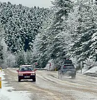 Bartın-Karabük yolu beyaza büründü