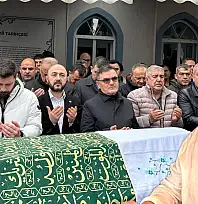 Gözyaşları içerisinde toprağa verildi