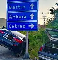 Kavşakta ilginç kaza