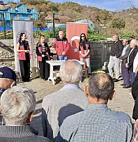 Köy köy geziyorlar